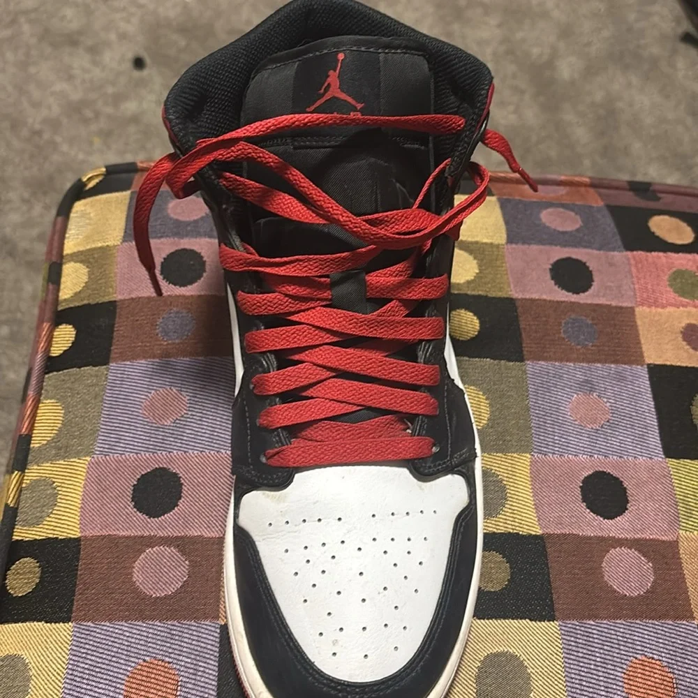 Jordan 1 - Picture 3 of 3